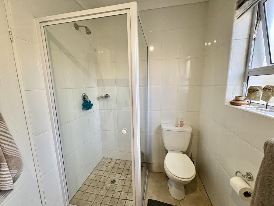 To Let 3 Bedroom Property for Rent in Sunningdale Western Cape